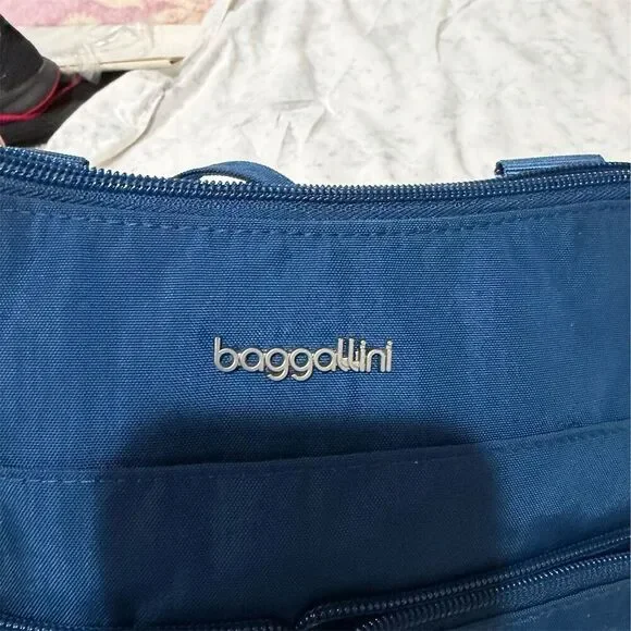 Baggallini Horizon Crossbody Bag Pacific Blue Adjustable Unisex Medium - Picture 7 of 7